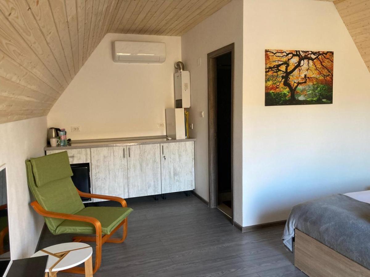 Cabanele Lu' Dinu Curtea de Argeş Εξωτερικό φωτογραφία